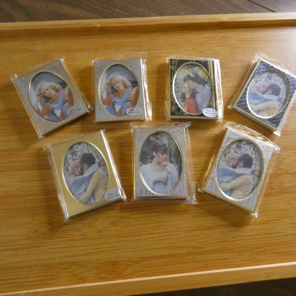 7 Mini Picture Frames Made in Hong Kong - Picture 1 of 2